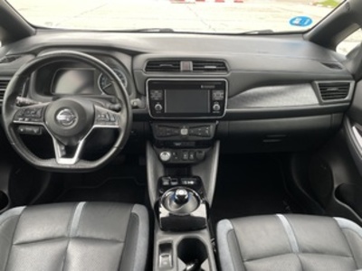 Nissan Leaf 40kWh Tekna 110 kW (150 CV) Nissan Leaf 40kWh Tekna 110 kW (150 CV)