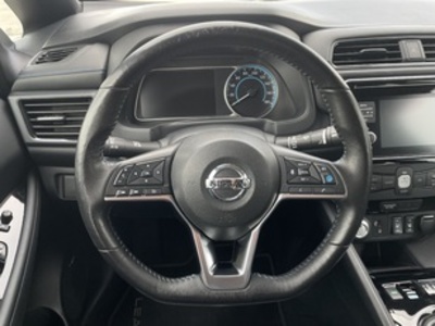 Nissan Leaf 40kWh Tekna 110 kW (150 CV) Nissan Leaf 40kWh Tekna 110 kW (150 CV)