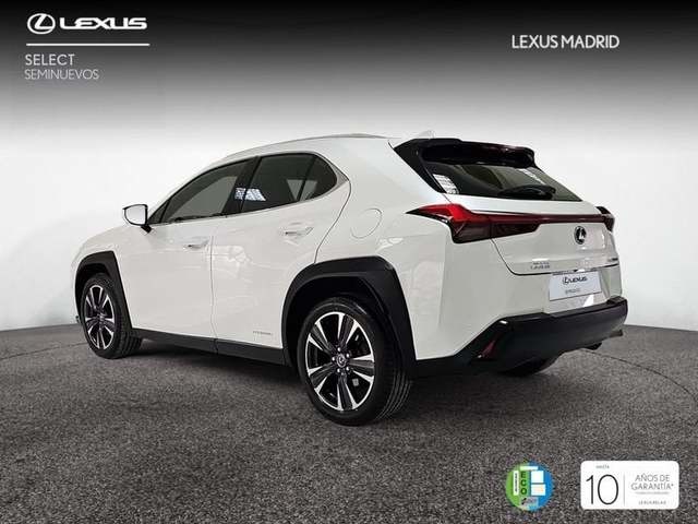 Lexus UX 250h Premium 135 kW (184 CV) Vehículo usado en Madrid - 3