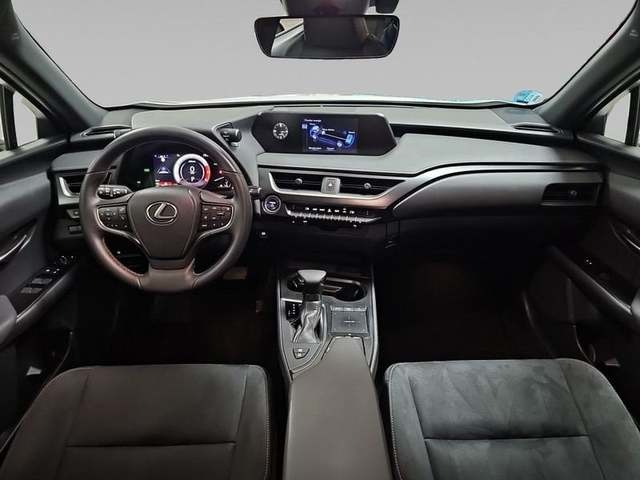 Lexus UX 250h Premium 135 kW (184 CV) Vehículo usado en Madrid - 13 Lexus UX 250h Premium 135 kW (184 CV) Vehículo usado en Madrid - 13