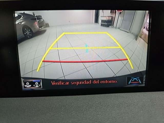 Lexus UX 250h Premium 135 kW (184 CV) Vehículo usado en Madrid - 18 Lexus UX 250h Premium 135 kW (184 CV) Vehículo usado en Madrid - 18