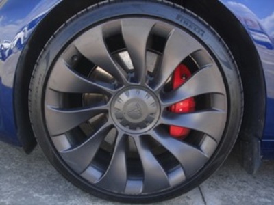 Tesla Model 3 Performance AWD 360 kW (490 CV) Tesla Model 3 Performance AWD 360 kW (490 CV)