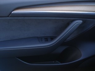 Tesla Model 3 Performance AWD 360 kW (490 CV)