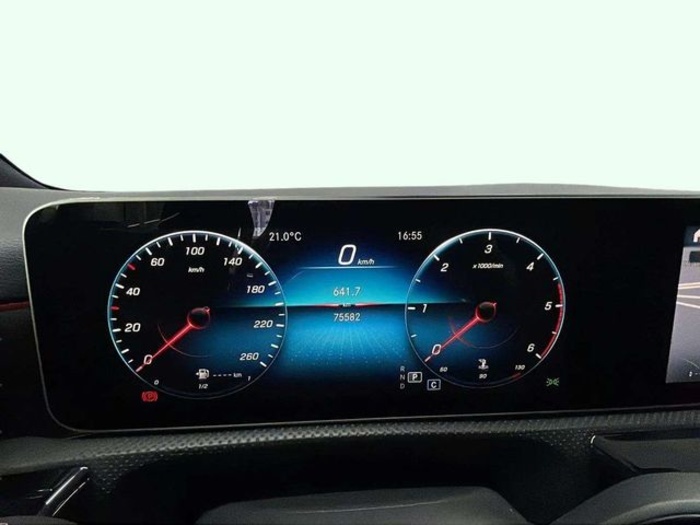 Mercedes-BenzClase A 180 d 85 kW (116 CV) Vehículo usado en Barcelona - 13 Mercedes-BenzClase A 180 d 85 kW (116 CV) Vehículo usado en Barcelona - 13