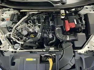 Nissan Qashqai DIG-T 140 mHEV Acenta 4x2 103 kW (140 CV) Nissan Qashqai DIG-T 140 mHEV Acenta 4x2 103 kW (140 CV)