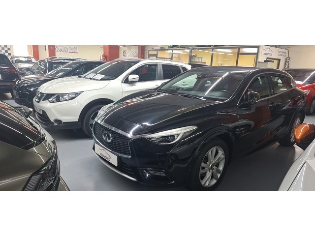 InfinitiQ30 1.6 TC Premium 7DCT 115 kW (156 CV) Vehículo usado en Barcelona - 1 InfinitiQ30 1.6 TC Premium 7DCT 115 kW (156 CV) Vehículo usado en Barcelona - 1