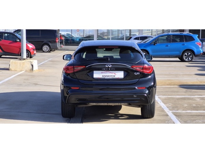 InfinitiQ30 1.6 TC Premium 7DCT 115 kW (156 CV) Vehículo usado en Barcelona - 7 InfinitiQ30 1.6 TC Premium 7DCT 115 kW (156 CV) Vehículo usado en Barcelona - 7