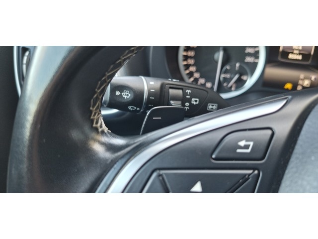 InfinitiQ30 1.6 TC Premium 7DCT 115 kW (156 CV) Vehículo usado en Barcelona - 27