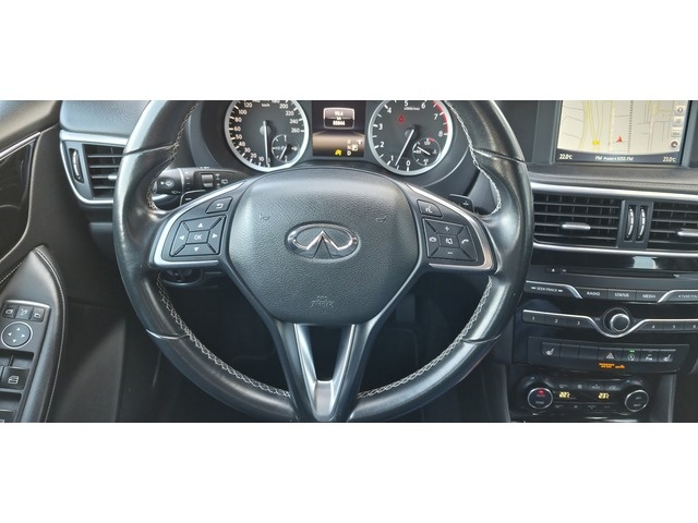 InfinitiQ30 1.6 TC Premium 7DCT 115 kW (156 CV) Vehículo usado en Barcelona - 30