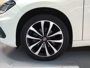 Fiat Tipo SW 1.4 gasolina/GLP Lounge Plus 88 kW (120 CV) Fiat Tipo SW 1.4 gasolina/GLP Lounge Plus 88 kW (120 CV)