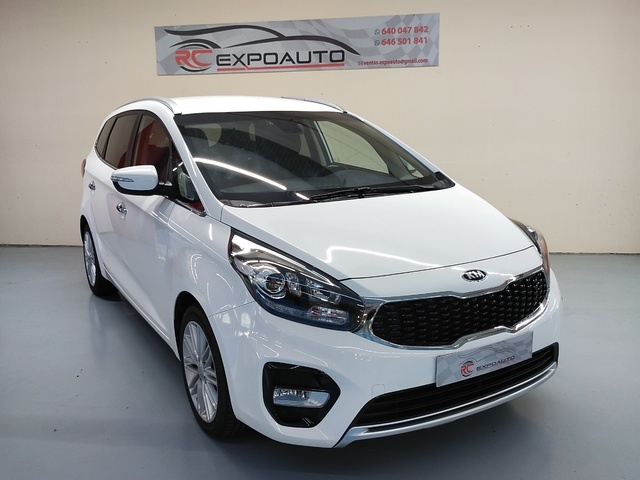KiaCarens 1.6 GDi Drive 99 kW (135 CV) Vehículo usado en Barcelona - 3