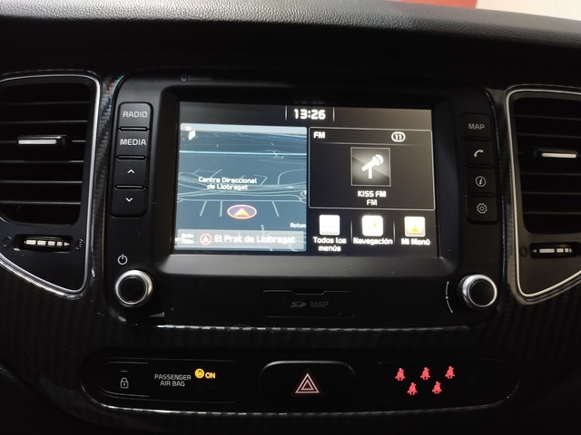 KiaCarens 1.6 GDi Drive 99 kW (135 CV) Vehículo usado en Barcelona - 23