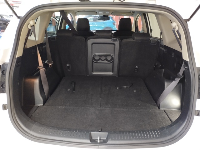 KiaCarens 1.6 GDi Drive 99 kW (135 CV) Vehículo usado en Barcelona - 30