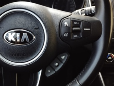 Kia Carens 1.6 GDi Drive 99 kW (135 CV) Kia Carens 1.6 GDi Drive 99 kW (135 CV)
