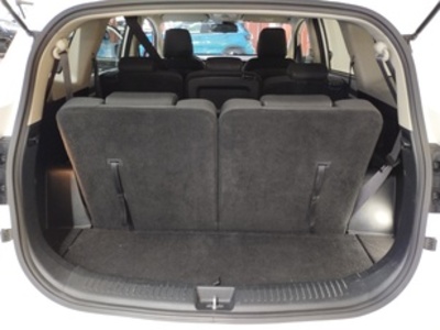 Kia Carens 1.6 GDi Drive 99 kW (135 CV) Kia Carens 1.6 GDi Drive 99 kW (135 CV)