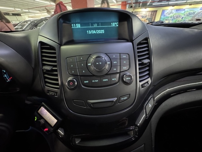 ChevroletOrlando 2.0 VCDI LT+ 96 kW (130 CV) Vehículo usado en Barcelona - 19 ChevroletOrlando 2.0 VCDI LT+ 96 kW (130 CV) Vehículo usado en Barcelona - 19