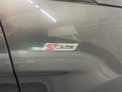 Ford EcoSport 1.0T EcoBoost S&S ST Line 92 kW (125 CV) Ford EcoSport 1.0T EcoBoost S&S ST Line 92 kW (125 CV)
