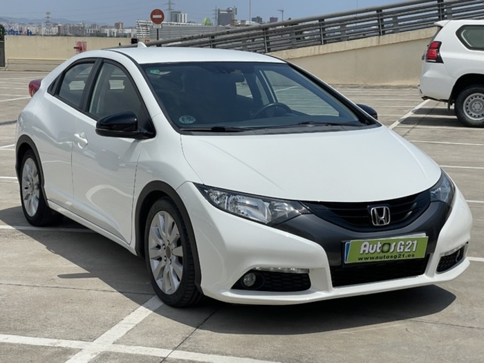 HondaCivic 1.4 I-VTEC Sport 74 kW (100 CV) Vehículo usado en Barcelona - 5 HondaCivic 1.4 I-VTEC Sport 74 kW (100 CV) Vehículo usado en Barcelona - 5