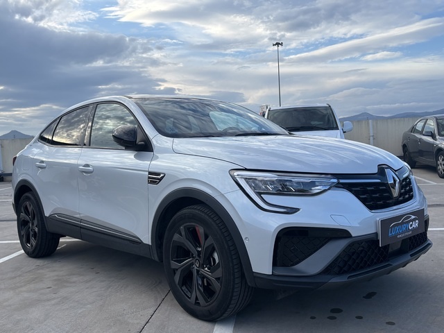 RenaultArkana RS Line E-Tech Híbrido 107 kW (145 CV) Vehículo usado en Barcelona - 3