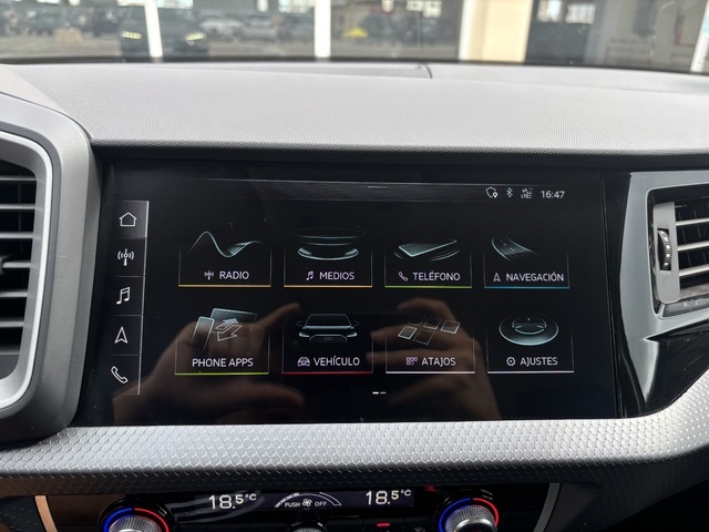 AudiA1 Sportback S line 25 TFSI 70 kW (95 CV) Vehículo usado en Barcelona - 40