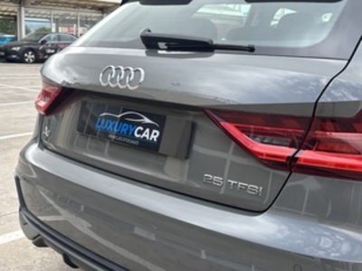 Audi A1 Sportback S line 25 TFSI 70 kW (95 CV) Audi A1 Sportback S line 25 TFSI 70 kW (95 CV)