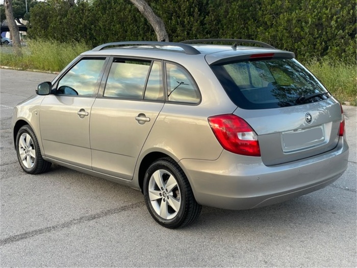 SkodaFabia Combi 1.2 TSI Elegance DSG 77 kW (105 CV) Vehículo usado en Barcelona - 6 SkodaFabia Combi 1.2 TSI Elegance DSG 77 kW (105 CV) Vehículo usado en Barcelona - 6