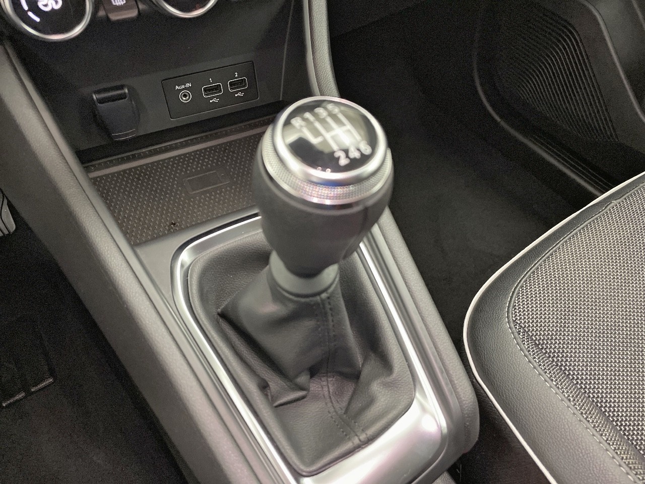 Renault Captur Zen TCe 66 kW (90 CV) - 10