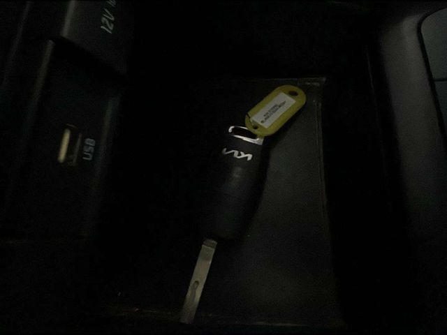 KiaStonic 1.2 DPi Concept 62 kW (84 CV) Vehículo usado en Barcelona - 14