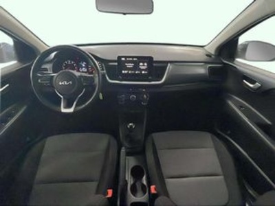 Kia Stonic 1.2 DPi Concept 62 kW (84 CV) Kia Stonic 1.2 DPi Concept 62 kW (84 CV)