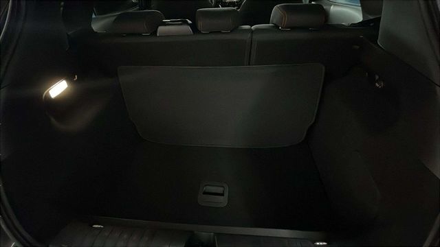 FordPuma 1.0 EcoBoost MHEV Titanium Design 92 kW (125 CV) Vehículo usado en Barcelona - 16