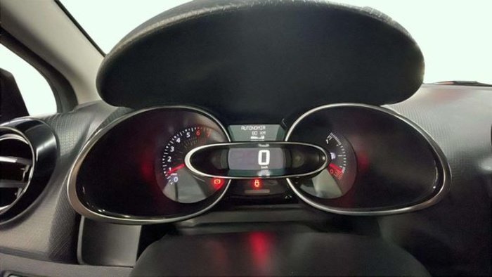 RenaultClio Zen TCe 66 kW (90 CV) Vehículo usado en Barcelona - 13 RenaultClio Zen TCe 66 kW (90 CV) Vehículo usado en Barcelona - 13