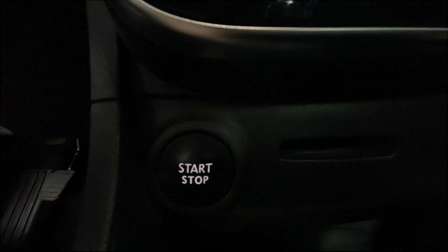 RenaultClio Zen TCe 66 kW (90 CV) Vehículo usado en Barcelona - 16