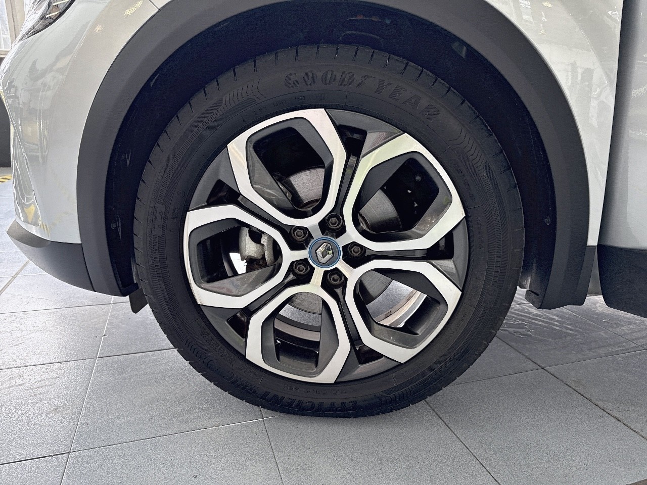 Renault Captur Zen E-TECH Híbrido enchufable 118 kW (160 CV) - 10