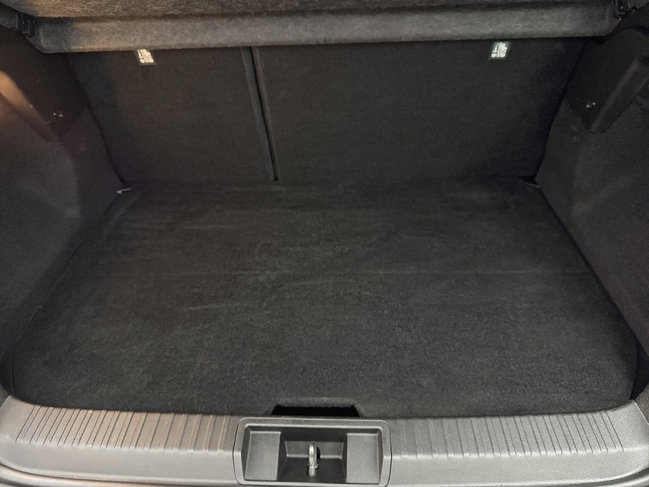 Renault Captur Zen E-TECH Híbrido enchufable 118 kW (160 CV) - 12