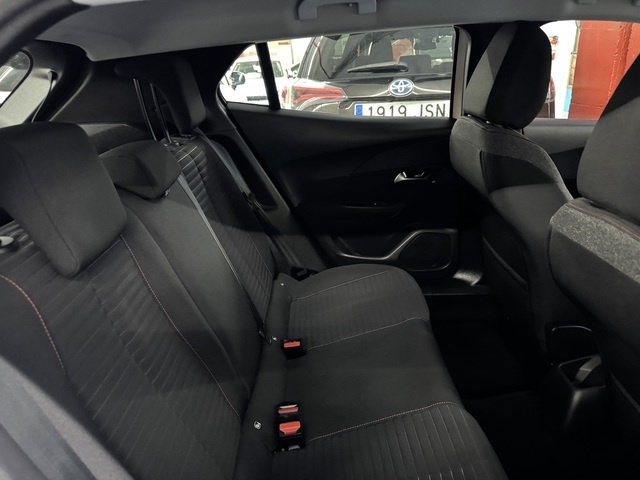 Peugeot2008 BlueHDi 110 S&S Active Pack 81 kW (110 CV) Vehículo usado en Barcelona - 9