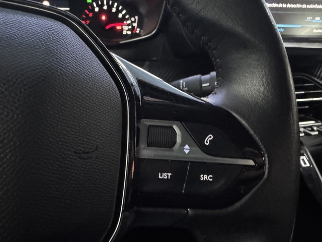 Peugeot2008 BlueHDi 110 S&S Active Pack 81 kW (110 CV) Vehículo usado en Barcelona - 28