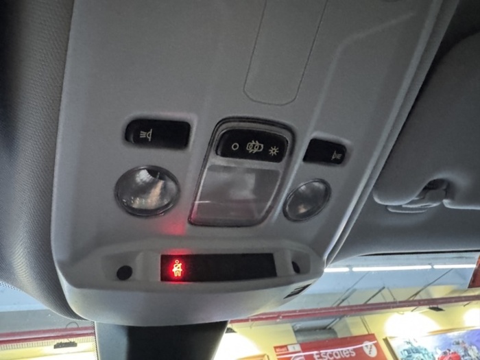 Peugeot2008 BlueHDi 110 S&S Active Pack 81 kW (110 CV) Vehículo usado en Barcelona - 30 Peugeot2008 BlueHDi 110 S&S Active Pack 81 kW (110 CV) Vehículo usado en Barcelona - 30