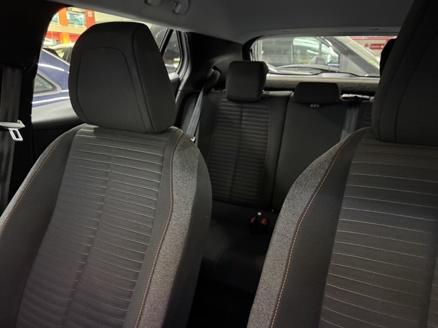 Peugeot2008 BlueHDi 110 S&S Active Pack 81 kW (110 CV) Vehículo usado en Barcelona - 31