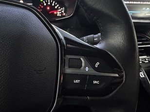 Peugeot 2008 BlueHDi 110 S&S Active Pack 81 kW (110 CV) Peugeot 2008 BlueHDi 110 S&S Active Pack 81 kW (110 CV)