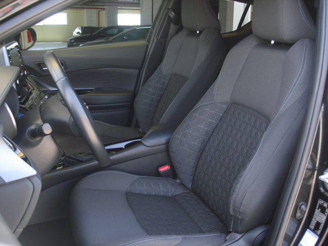 ToyotaC-HR 1.8 125H Active 90 kW (122 CV) Vehículo usado en Barcelona - 8