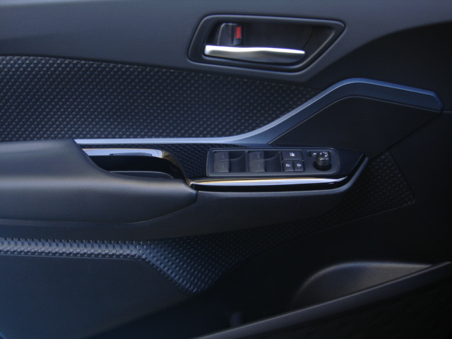 ToyotaC-HR 1.8 125H Active 90 kW (122 CV) Vehículo usado en Barcelona - 28