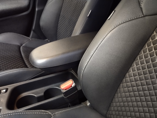 ToyotaYaris 1.5 120H Style Plus 85 kW (116 CV) Vehículo usado en Barcelona - 15