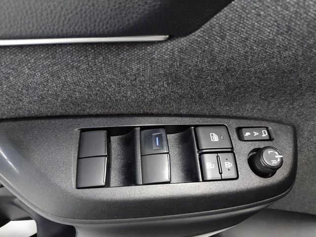 ToyotaYaris 1.5 120H Style Plus 85 kW (116 CV) Vehículo usado en Barcelona - 17