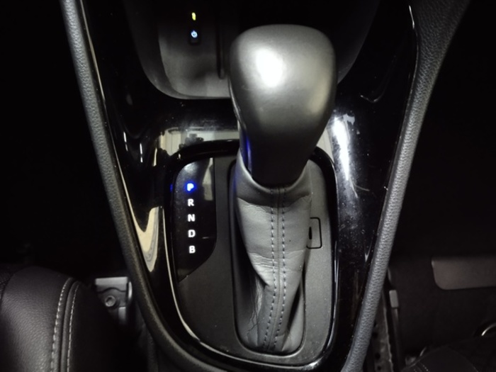 ToyotaYaris 1.5 120H Style Plus 85 kW (116 CV) Vehículo usado en Barcelona - 23 ToyotaYaris 1.5 120H Style Plus 85 kW (116 CV) Vehículo usado en Barcelona - 23