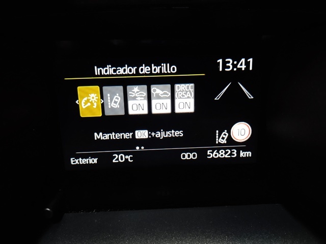 ToyotaYaris 1.5 120H Style Plus 85 kW (116 CV) Vehículo usado en Barcelona - 26