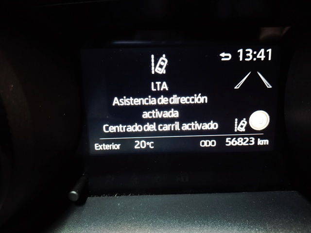 ToyotaYaris 1.5 120H Style Plus 85 kW (116 CV) Vehículo usado en Barcelona - 27