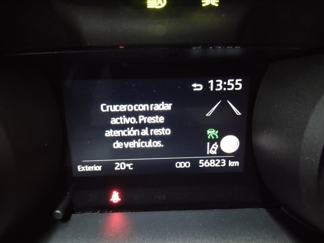 ToyotaYaris 1.5 120H Style Plus 85 kW (116 CV) Vehículo usado en Barcelona - 28