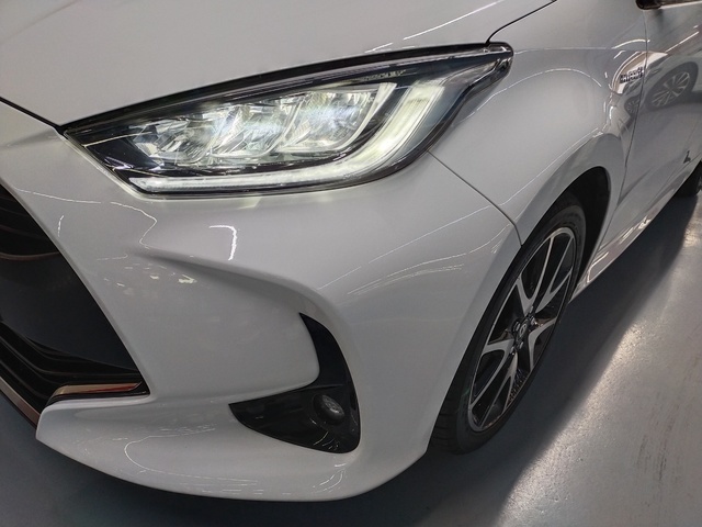 ToyotaYaris 1.5 120H Style Plus 85 kW (116 CV) Vehículo usado en Barcelona - 35