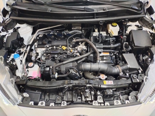 ToyotaYaris 1.5 120H Style Plus 85 kW (116 CV) Vehículo usado en Barcelona - 37