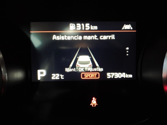 KiaXCeed 1.6 GDi PHEV eDrive 104 kW (141 CV) Vehículo usado en Barcelona - 22 KiaXCeed 1.6 GDi PHEV eDrive 104 kW (141 CV) Vehículo usado en Barcelona - 22